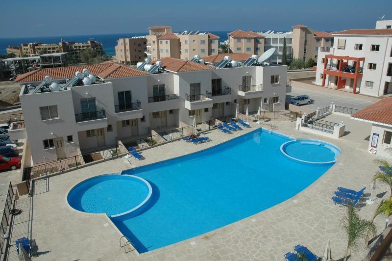 Ifestos Kings Resort Appartment Paphos 外观 照片