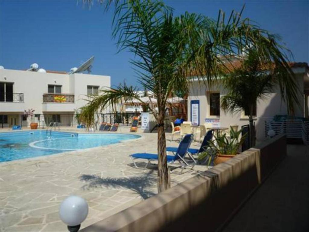 Ifestos Kings Resort Appartment Paphos 外观 照片