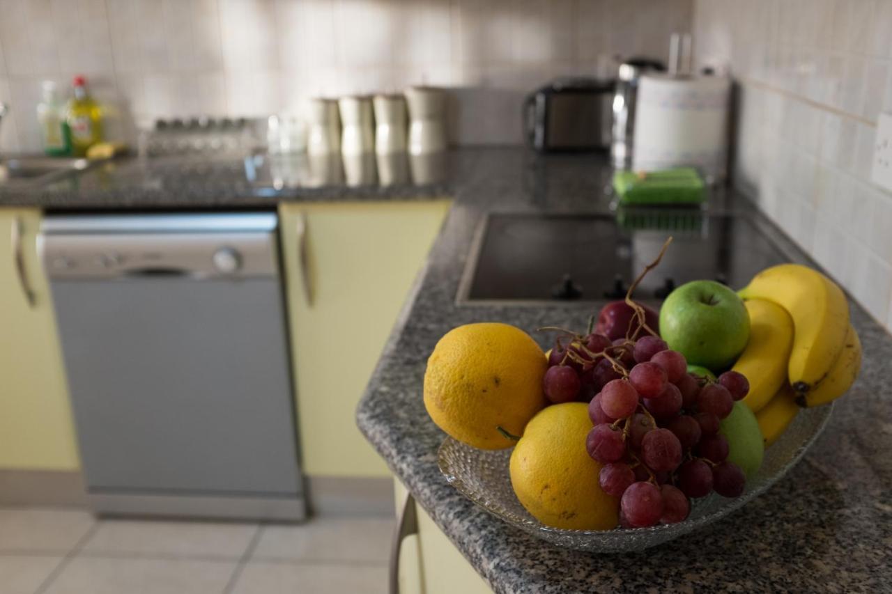 Ifestos Kings Resort Appartment Paphos 外观 照片